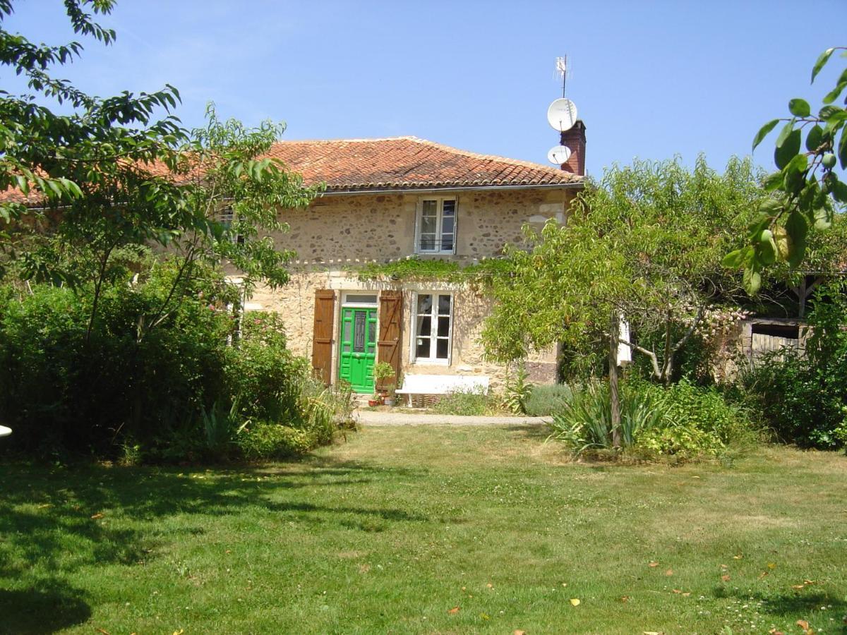 Les Trois Chenes Bed and Breakfast Videix Eksteriør billede